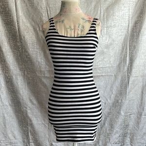 H&M Black and white stripped fitted dress